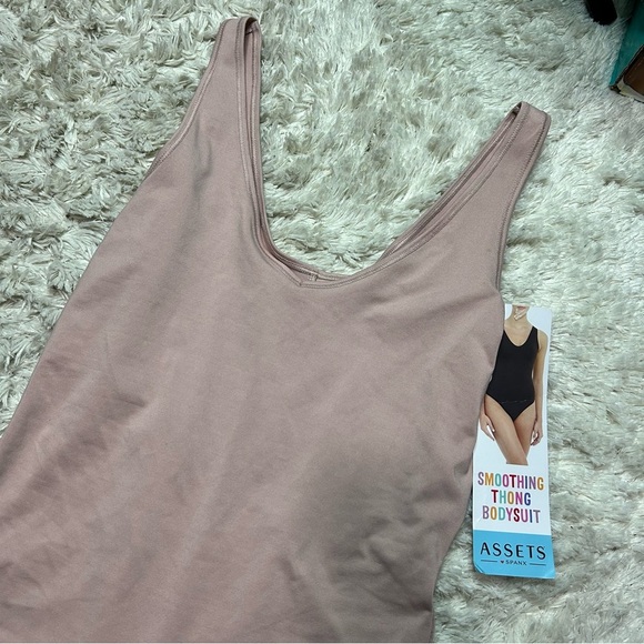 SPANX By Assets Shapewear for Women, Thinstinct Thong Bodysuit Small - Picture 4 of 5